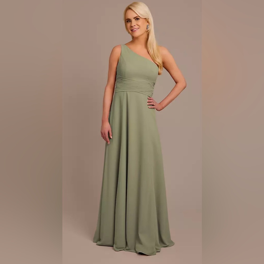 Davids Bridal Bridesmaid Dress- Eucalyptus
